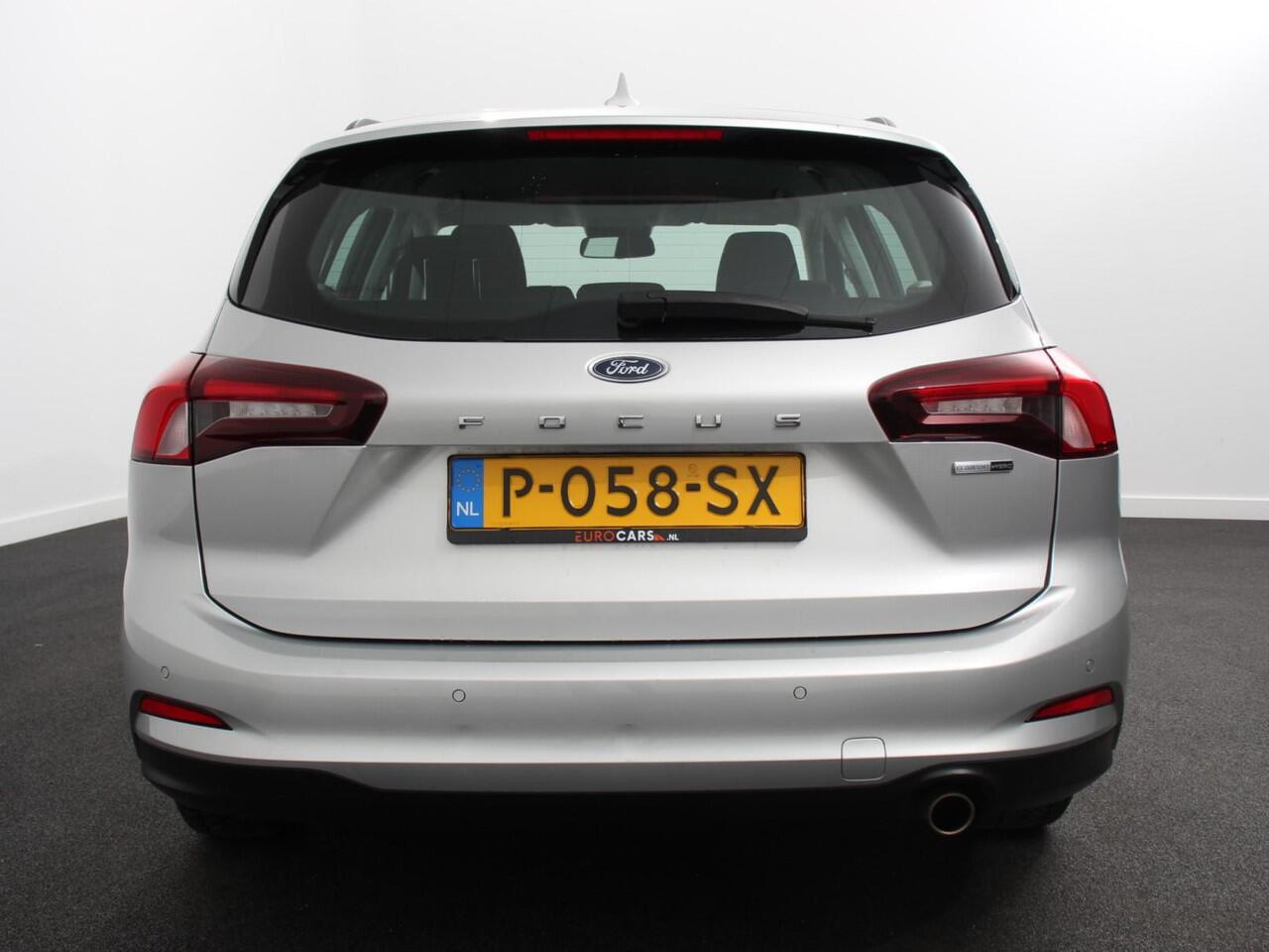 Ford FOCUS Wagon 1.0 EcoBoost 125pk Connected | Navigatie | Parkeer sensoren | Dab | Cruise control | Airco | Led | Airco | Lane assist
