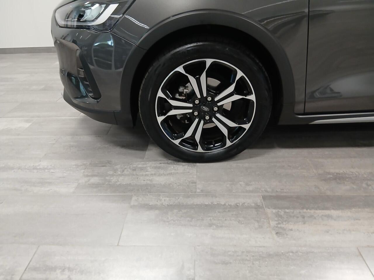 Ford FOCUS Wagon 1.0 EcoBoost Hybrid Active X