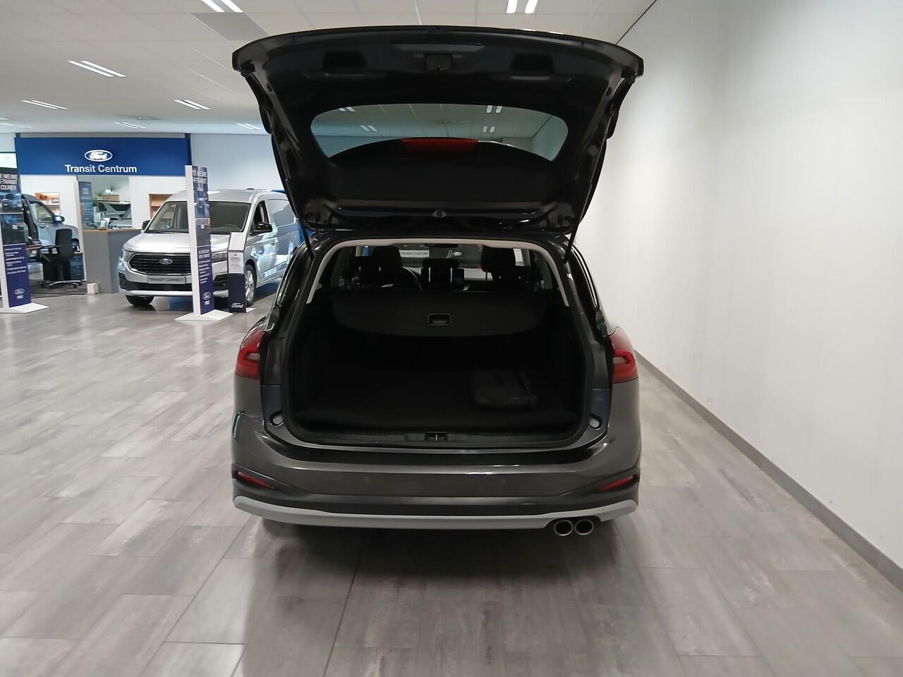 Ford FOCUS Wagon 1.0 EcoBoost Hybrid Active X