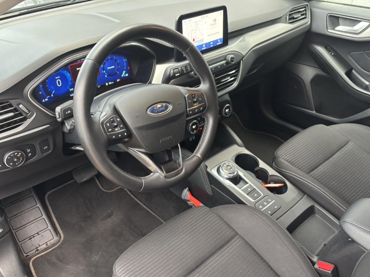 Ford FOCUS Wagon 1.0 EcoBoost Titanium X Business