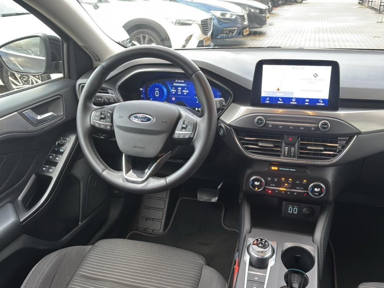 Ford FOCUS Wagon 1.0 EcoBoost Titanium X Business