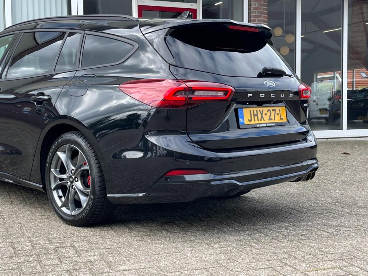 Ford FOCUS 1.0 Hybrid ST Line X 155 PK I Carplay I Stuur/Stoelver. I Camera