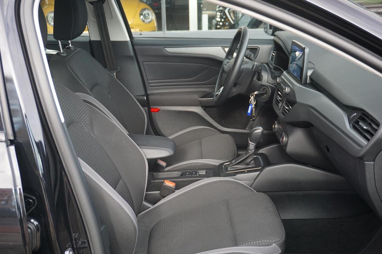 Ford FOCUS Wagon 1.0 EcoBoost Hybrid Style | Winter Pack | LED