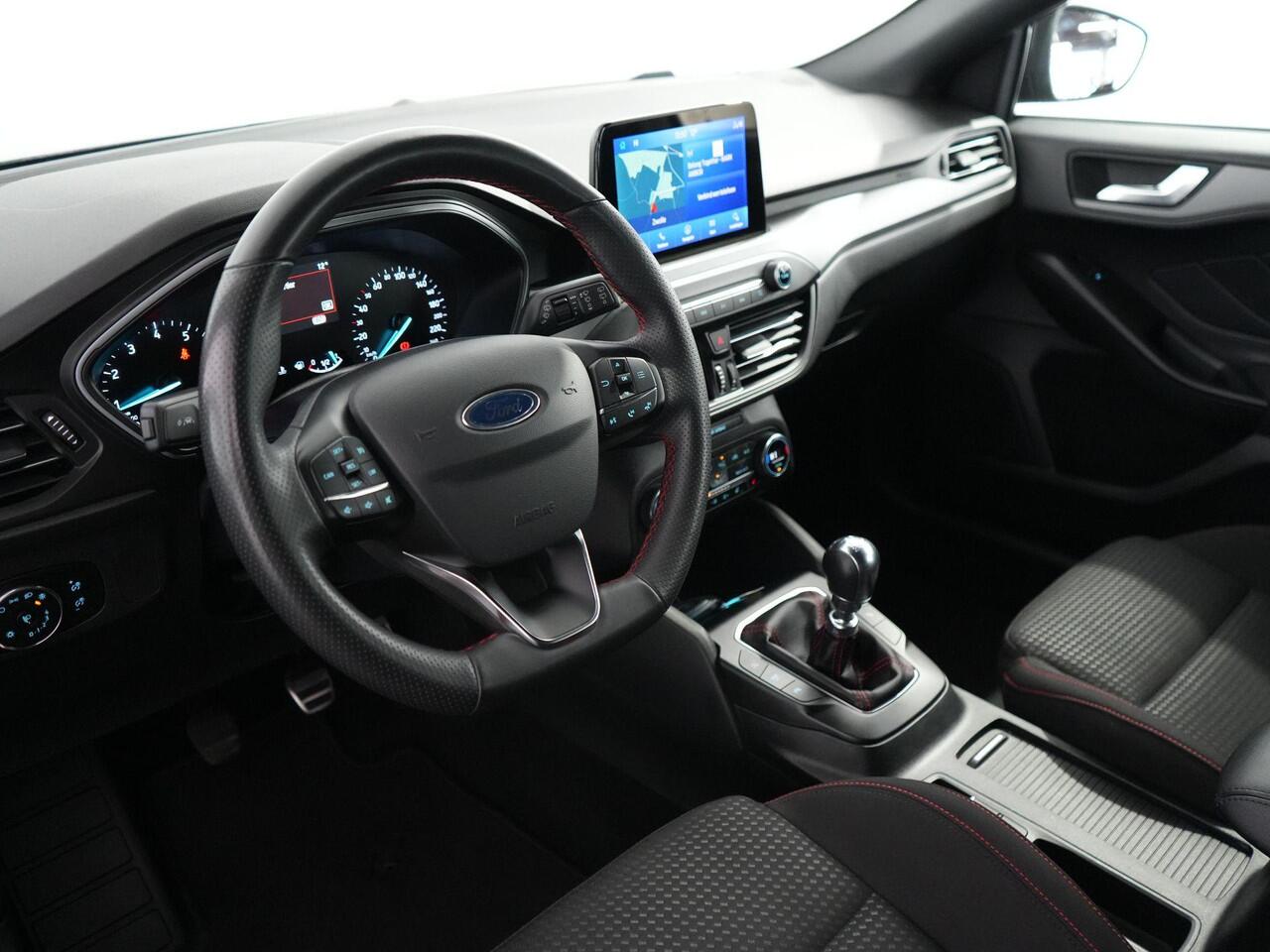 Ford FOCUS Wagon 1.0 EcoBoost Hybrid ST Line Style Facelift | Camera | Winterpakket | Carplay |