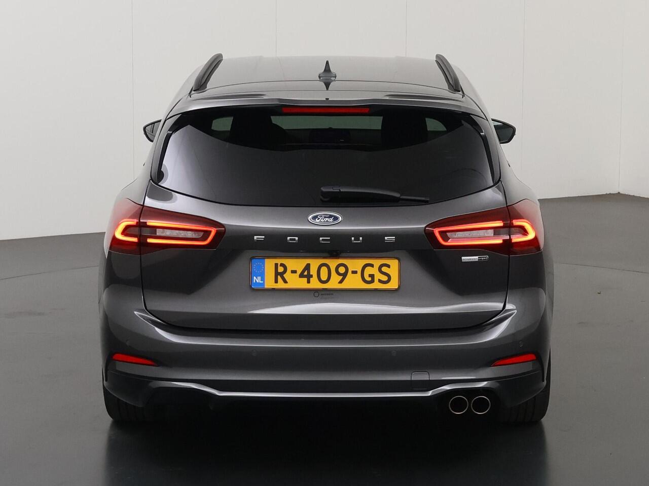 Ford FOCUS Wagon 1.0 EcoBoost Hybrid ST Line Style | Winterpakket | Parkeercamera | Navigatie | Climate Control |