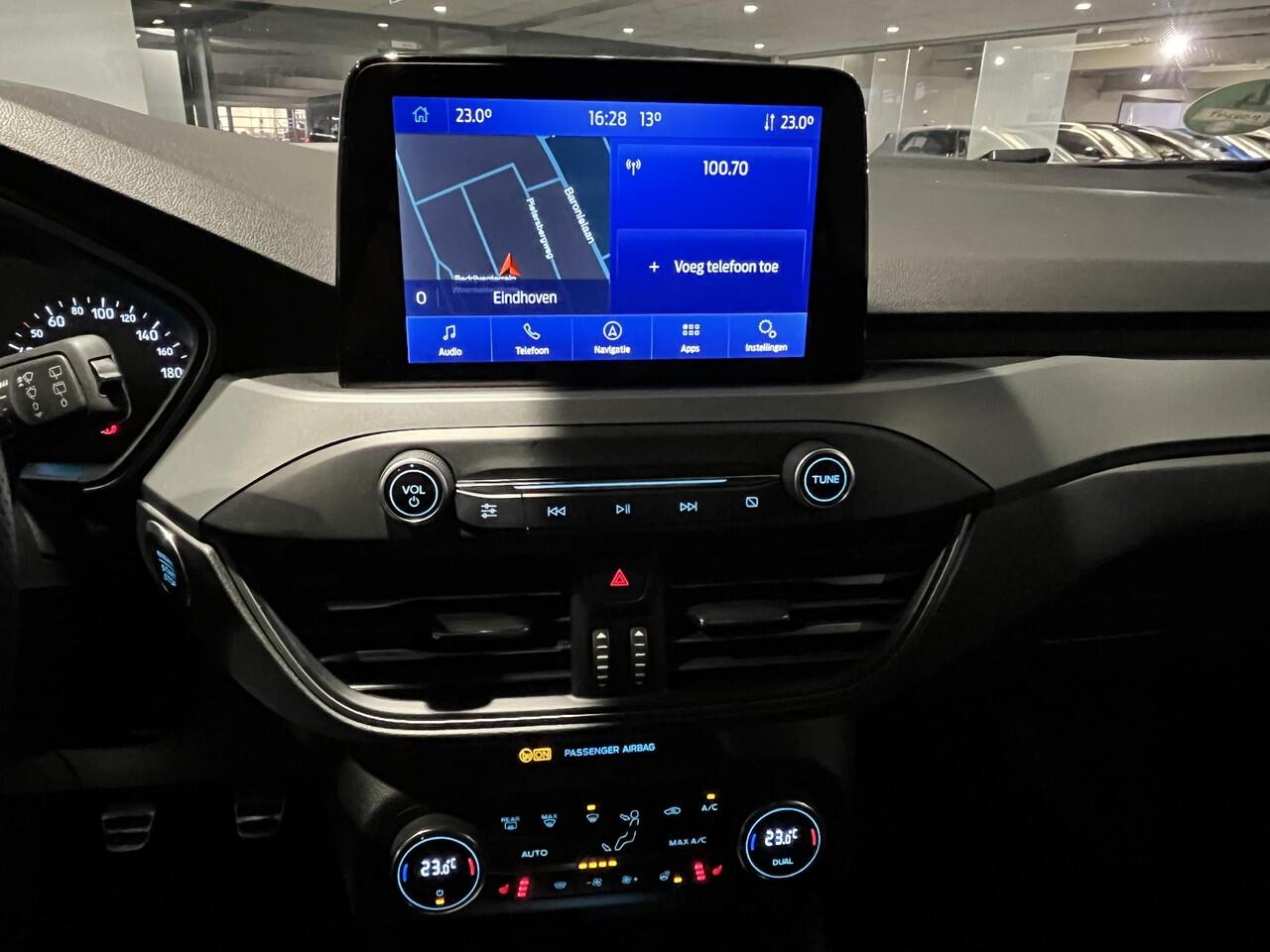 Ford FOCUS Wagon 1.0 EcoBoost Hybrid ST Line | Winter Package | Parking Pack | Apple Carplay/Android Auto |