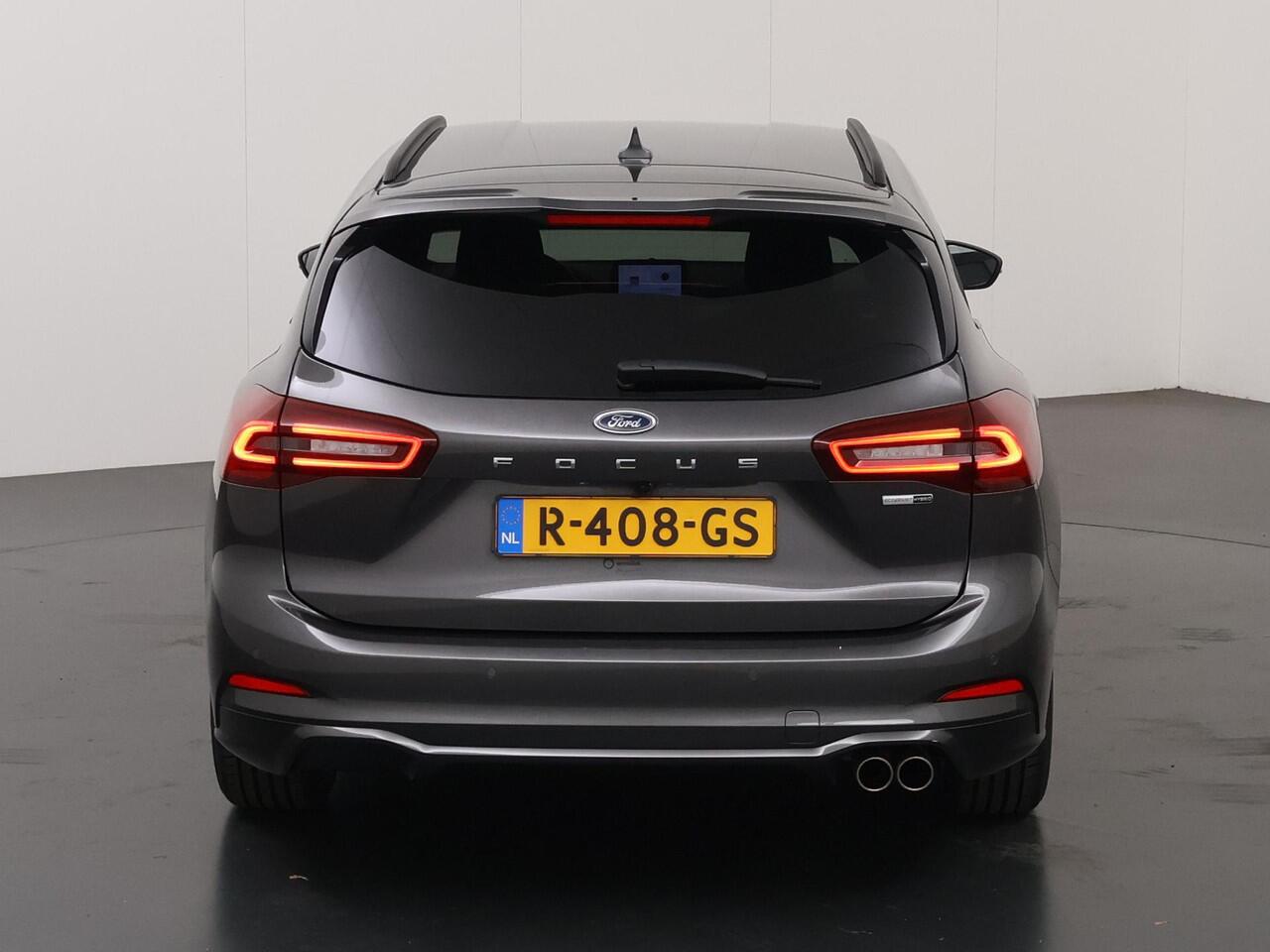 Ford FOCUS Wagon 1.0 EcoBoost Hybrid ST Line Style | Winterpakket | Parkeercamera | Climate Control | Cruise Control |