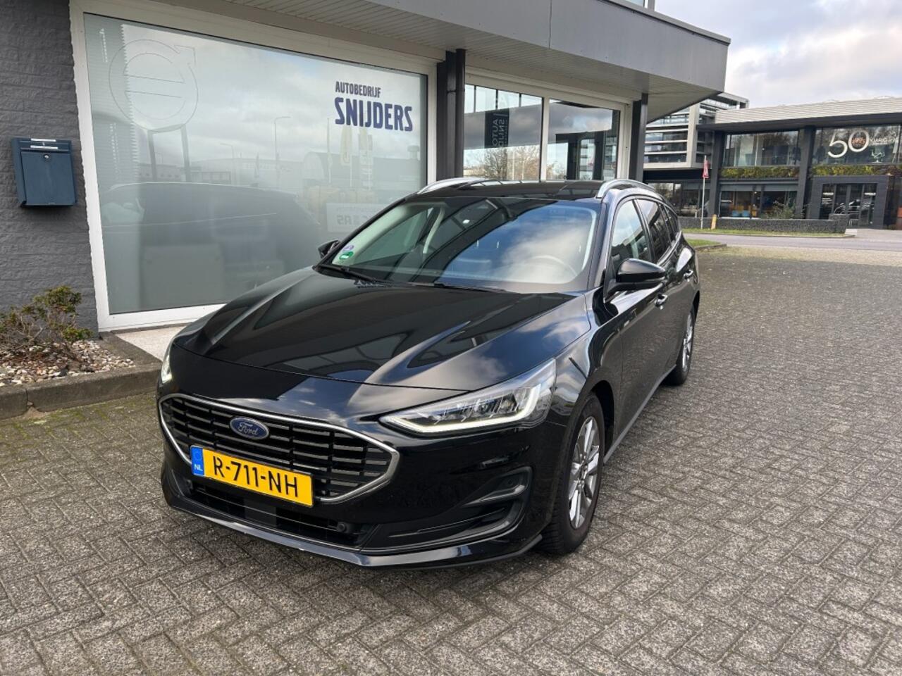 Ford FOCUS 1.0 EBH TITANIUM STYLE