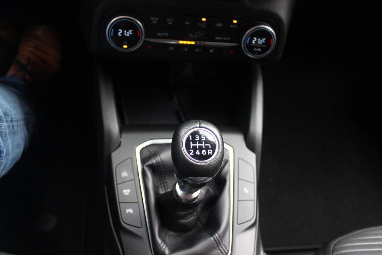 Ford FOCUS Wagon 1.0 EcoBoost Hybrid Titanium Style