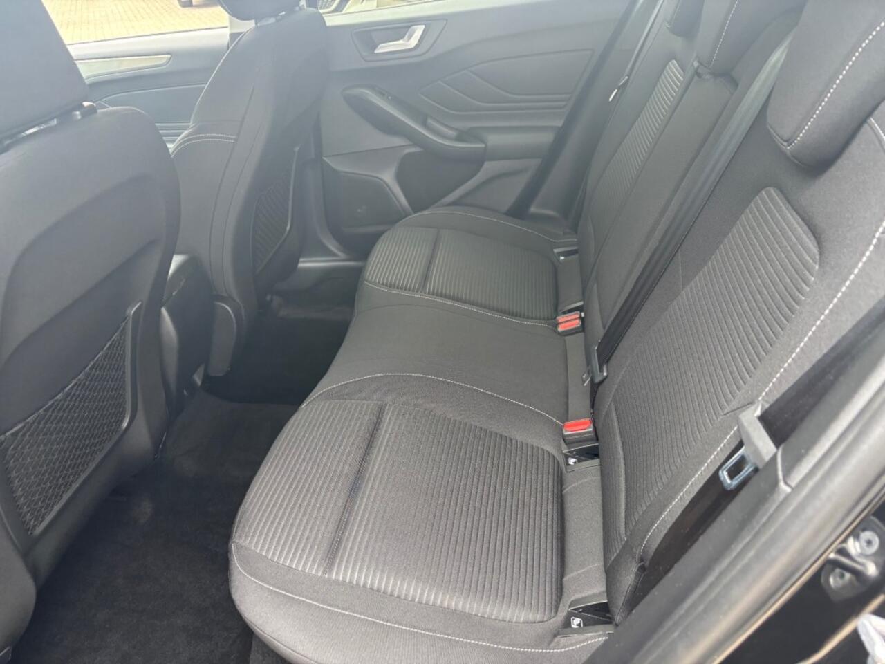 Ford FOCUS 1.0 ECOB.TITANIUM X BNS 125 PK AUTOMAAT NAVI AIRCO/ECC