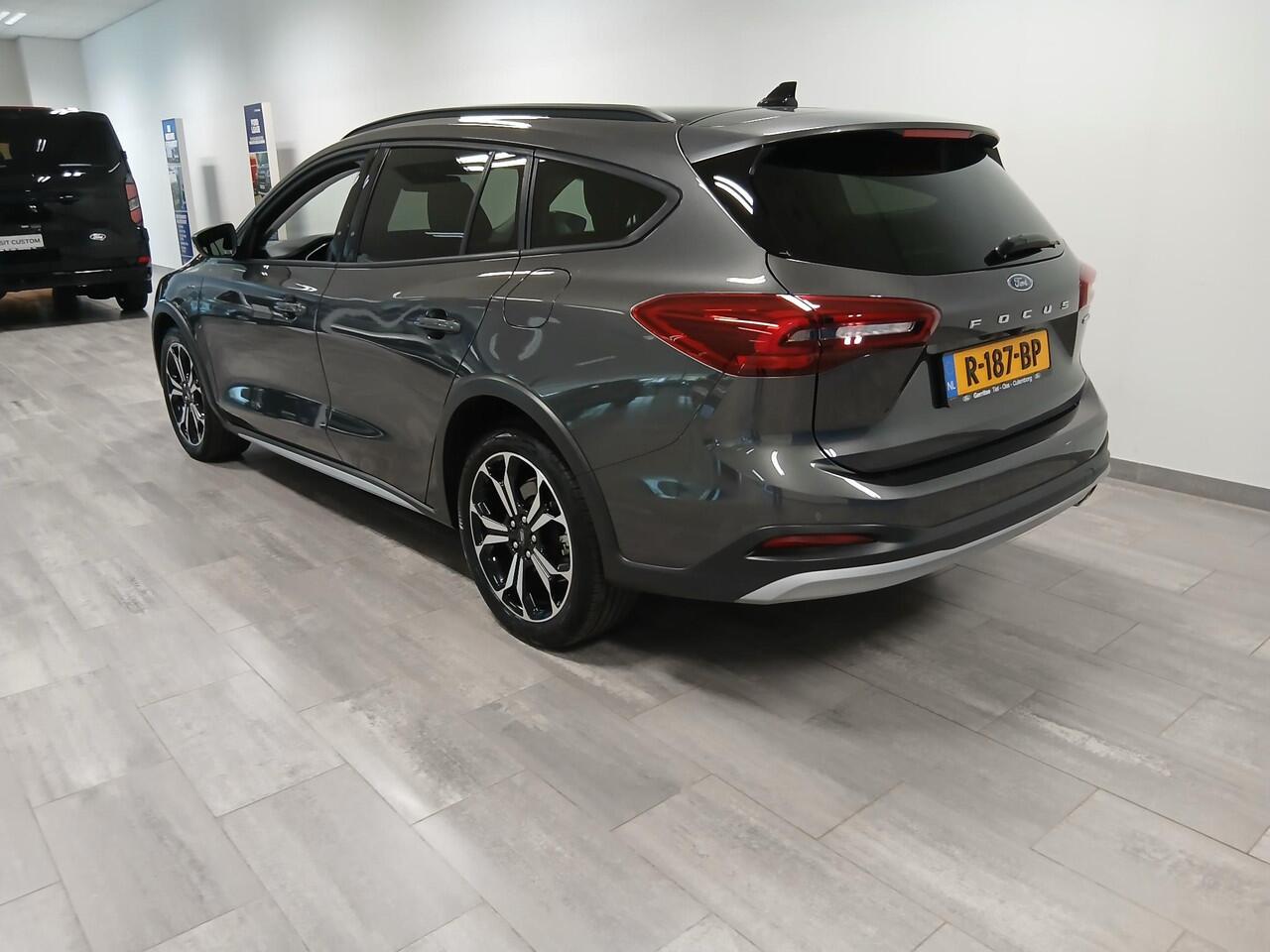 Ford FOCUS Wagon 1.0 EcoBoost Hybrid Active X