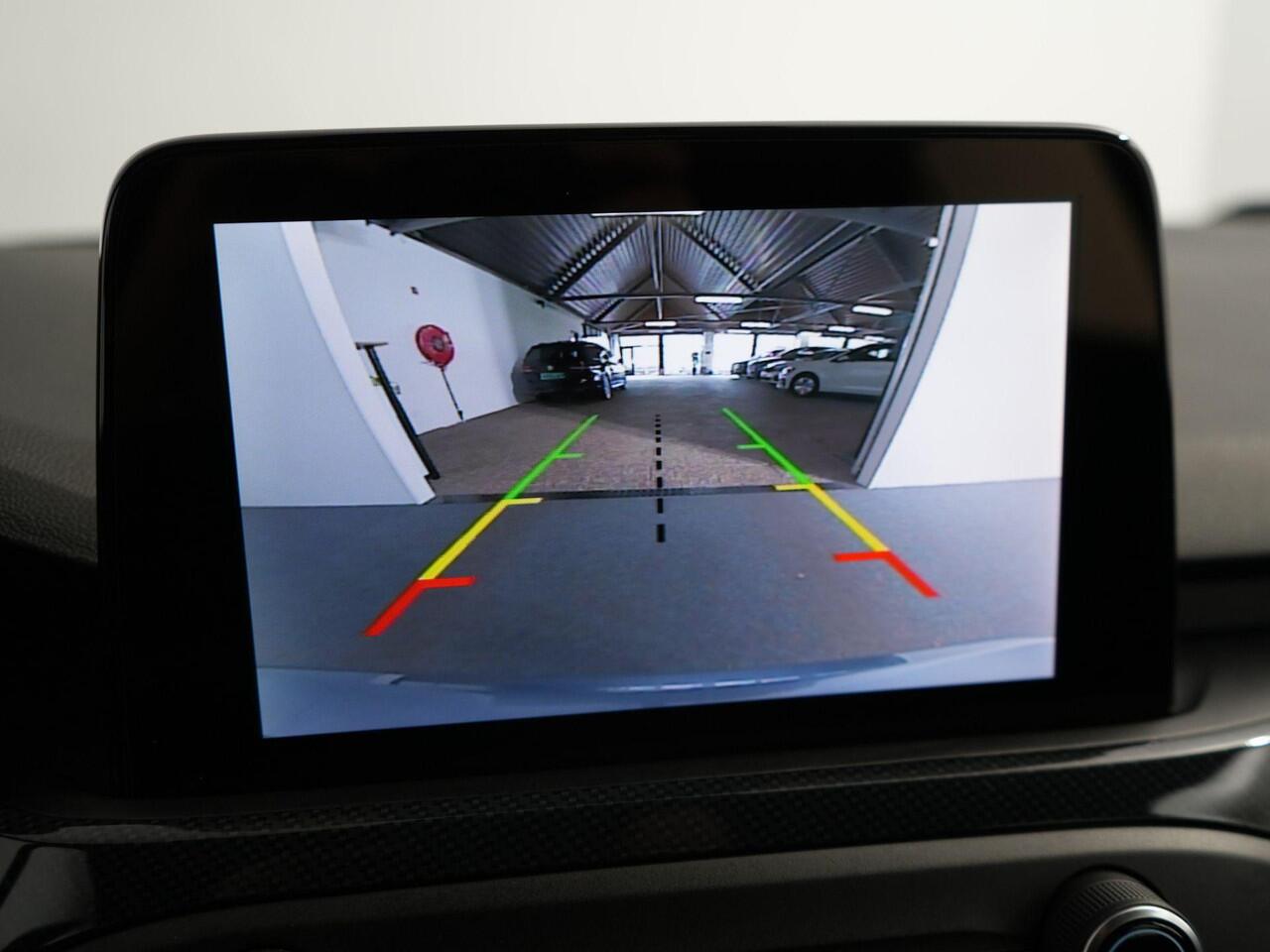 Ford FOCUS Wagon 1.0 EcoBoost Hybrid ST Line Business | Carplay | Winterpakket |