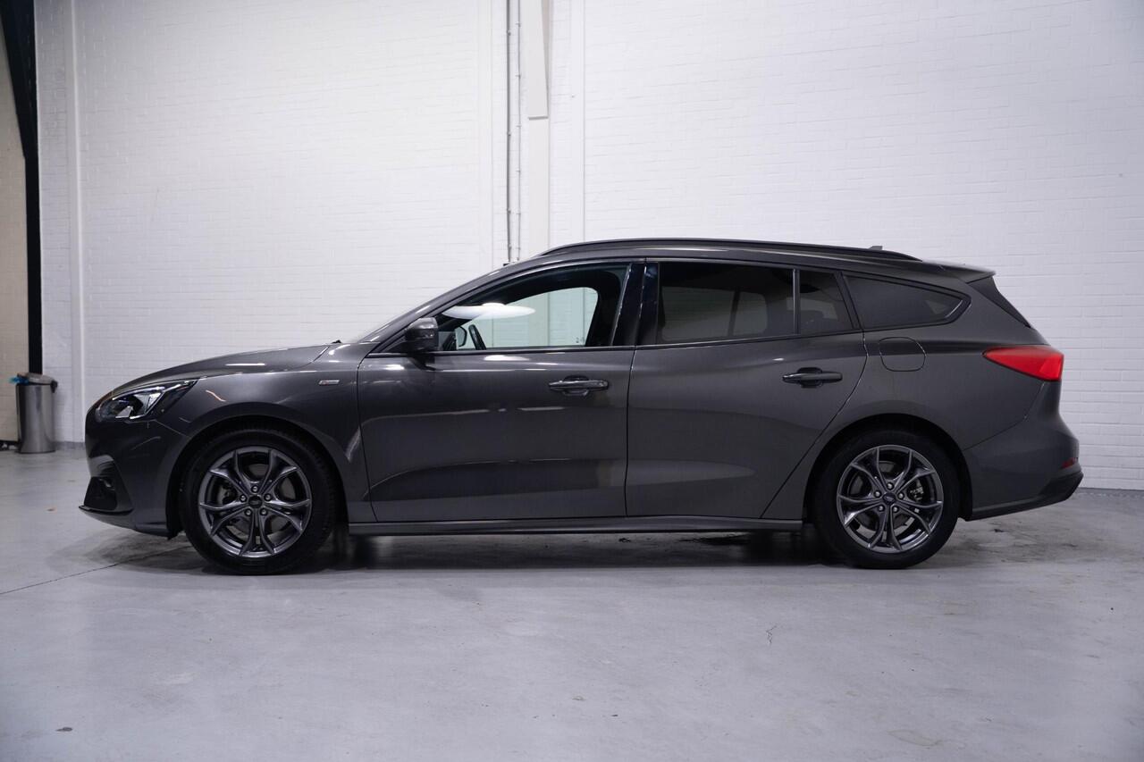 Ford FOCUS Wagon 1.0 EcoBoost Hybrid ST Line Business Apple Carplay Camera Winterpakket Led lichtpakket 1e Eig. NAP