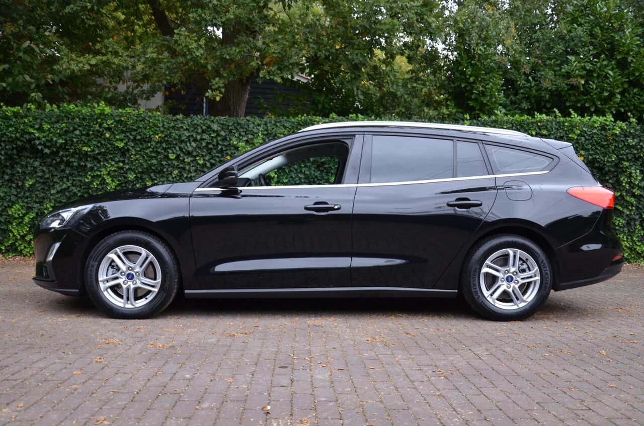 Ford FOCUS Wagon 1.0 EcoBoost Hybrid Trend Edition Business Navi/Airco/Pdc/Achteruitrijcamera/Trekhaak/Apple Carplay/Android Auto