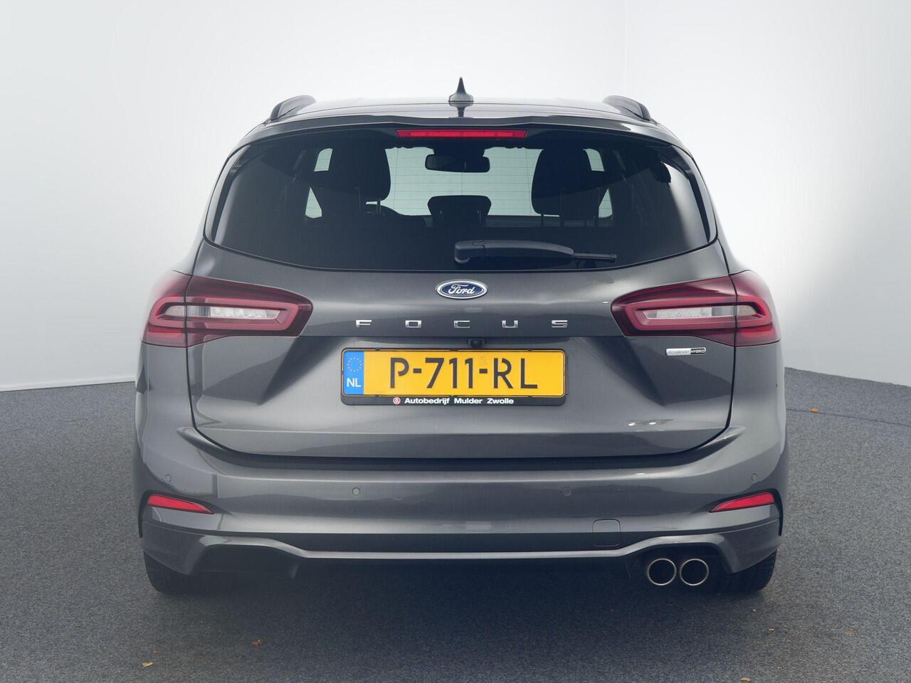 Ford FOCUS Wagon 1.0 EcoBoost Hybrid ST Line Style Facelift | Camera | Winterpakket | Carplay |