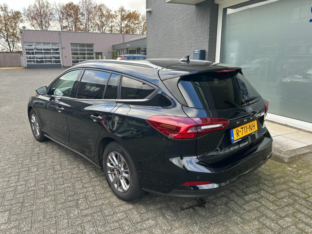 Ford FOCUS 1.0 EBH TITANIUM STYLE