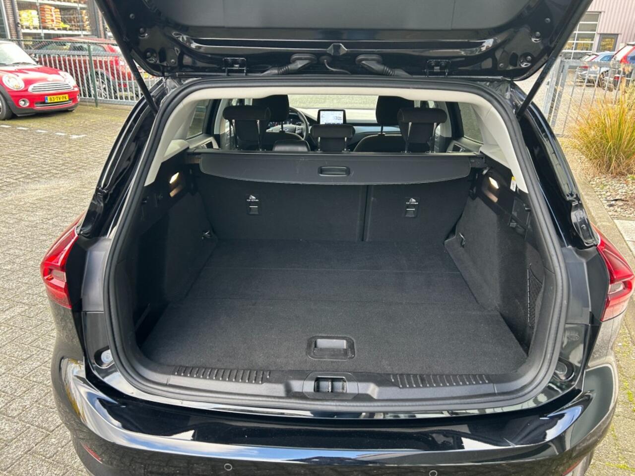 Ford FOCUS 1.0 EBH TITANIUM STYLE