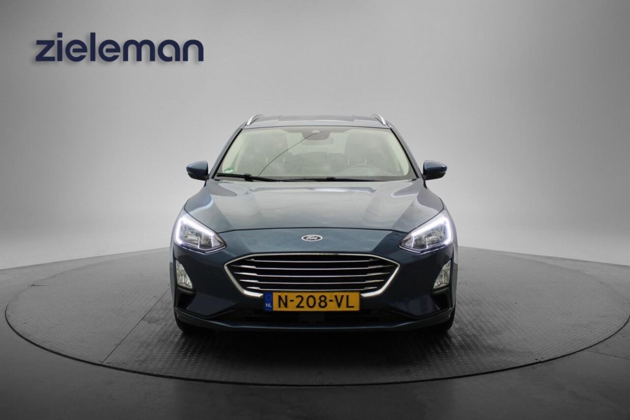 Ford FOCUS Wagon 1.0 EcoBoost Titanium X Business Automaat - Carplay, Navi, Cruise, Clima, Camera
