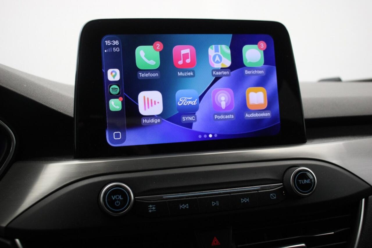 Ford FOCUS Wagon 1.0 EcoBoost Titanium X Business Automaat - Carplay, Navi, Cruise, Clima, Camera