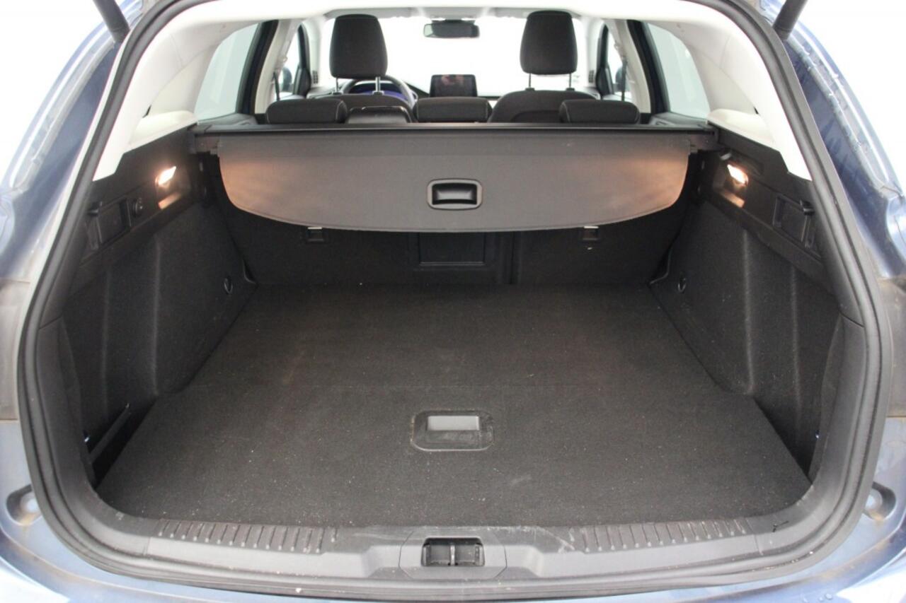 Ford FOCUS Wagon 1.0 EcoBoost Titanium X Business Automaat - Carplay, Navi, Cruise, Clima, Camera