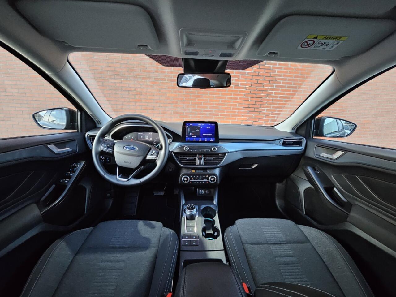 Ford FOCUS Wagon 1.0 EcoBoost 125PK Active Automaat Winterpack 17" Velgen Navigat
