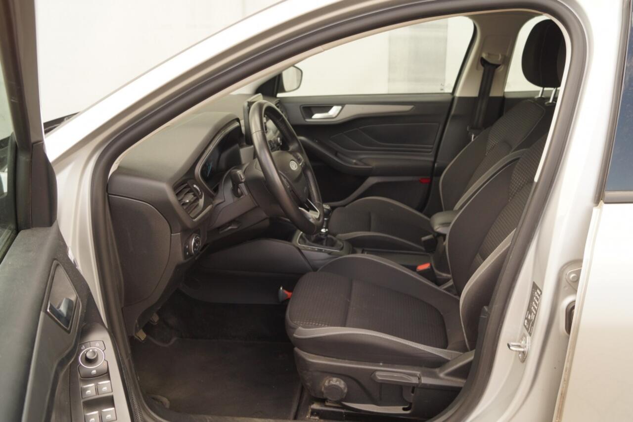 Ford FOCUS Wagon 1.0 EcoBoost 124pk Hybrid Connected -NAVI-AIRCO-PDC-