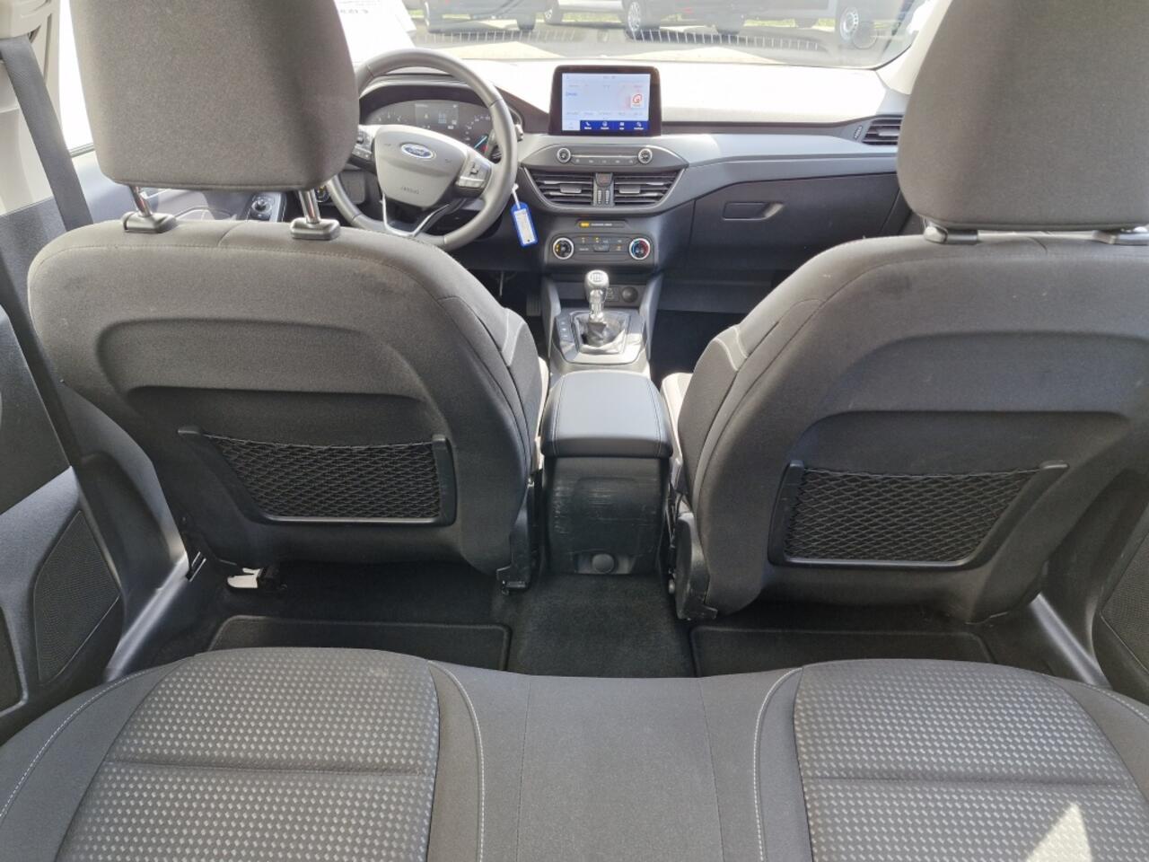 Ford FOCUS Wagon 100 PK Connected | Parkeersensoren voor + achter | LED verlichti