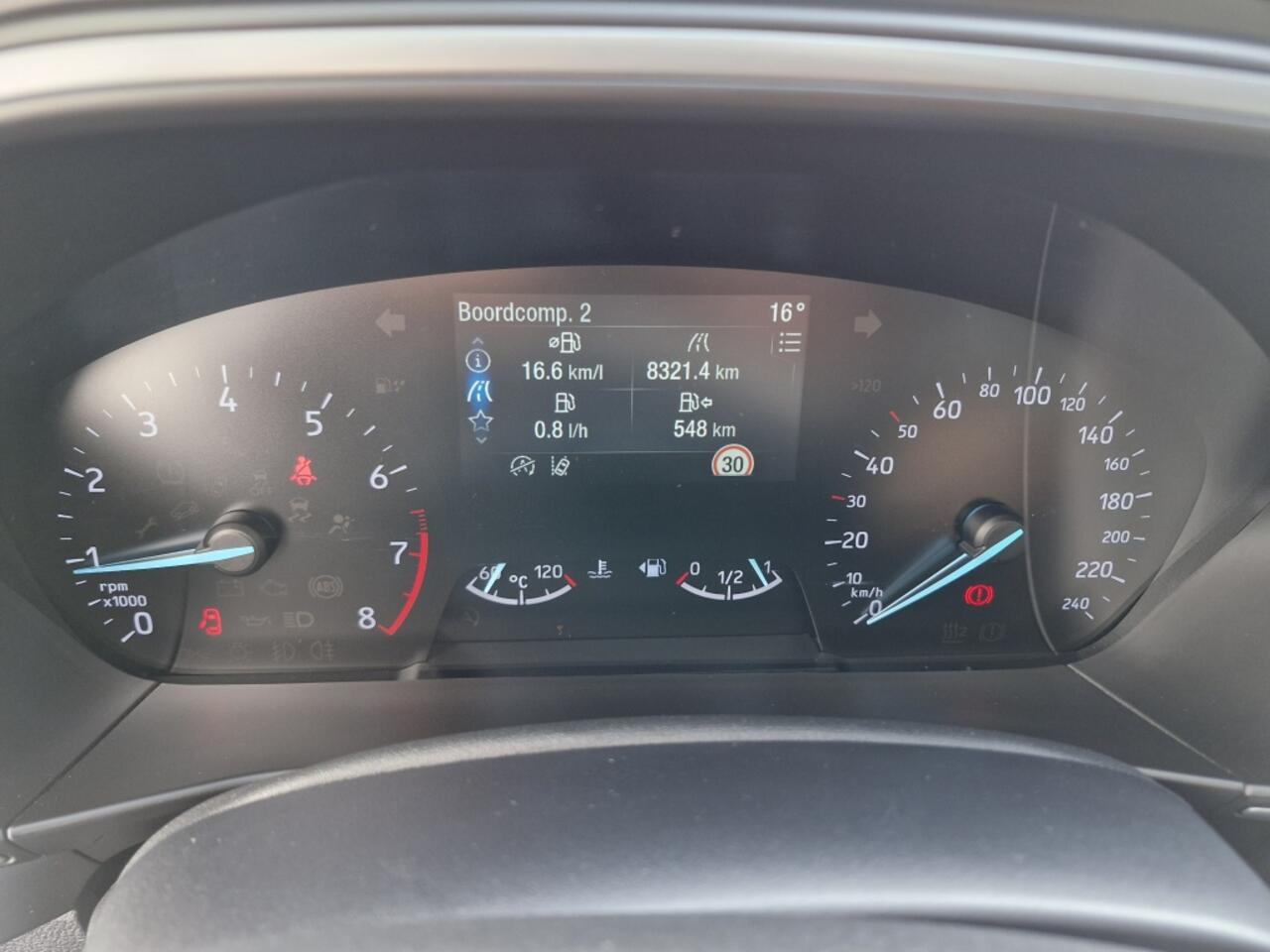 Ford FOCUS Wagon 100 PK Connected | Parkeersensoren voor + achter | LED verlichti