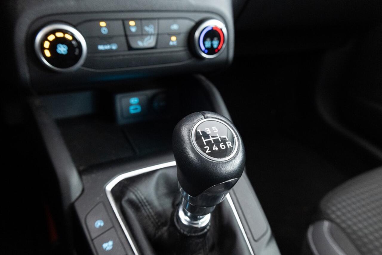 Ford FOCUS Wagon 1.0 EcoBoost Hybrid Connected ? 1e Eigenaar