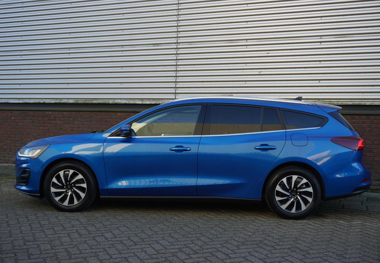 Ford FOCUS Wagon 1.0 EcoB.125PK Hybrid Titanium X/Panoramadak/ Zeldzaam Compleet!!!