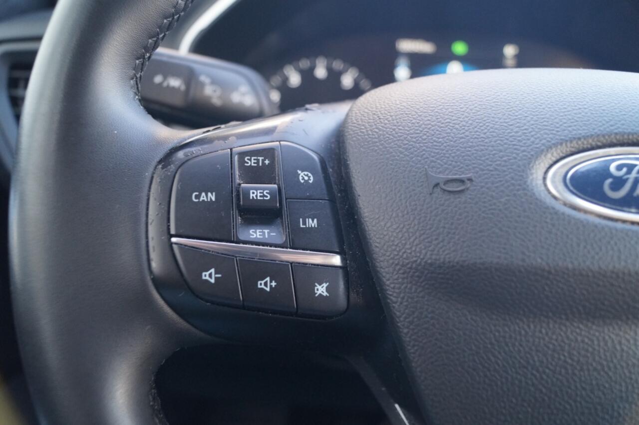 Ford FOCUS Wagon 1.0 EcoBoost Trend Edition Business -NAVI-CAM-