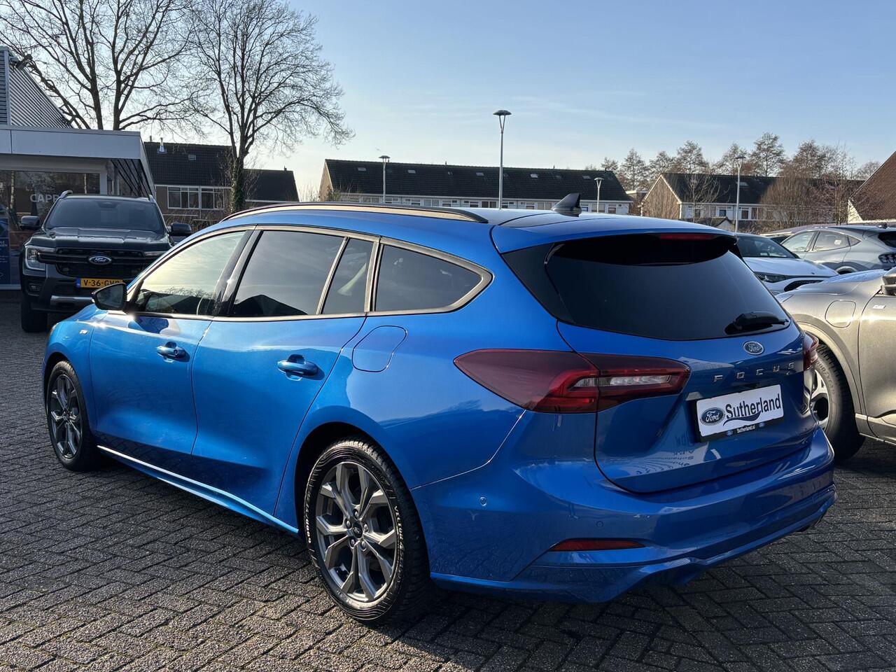Ford FOCUS Wagon 1.5 EcoBlue ST Line Diesel Automaat! | Panoramadak | Winter Pack | Camera | BTW verrekenbaar