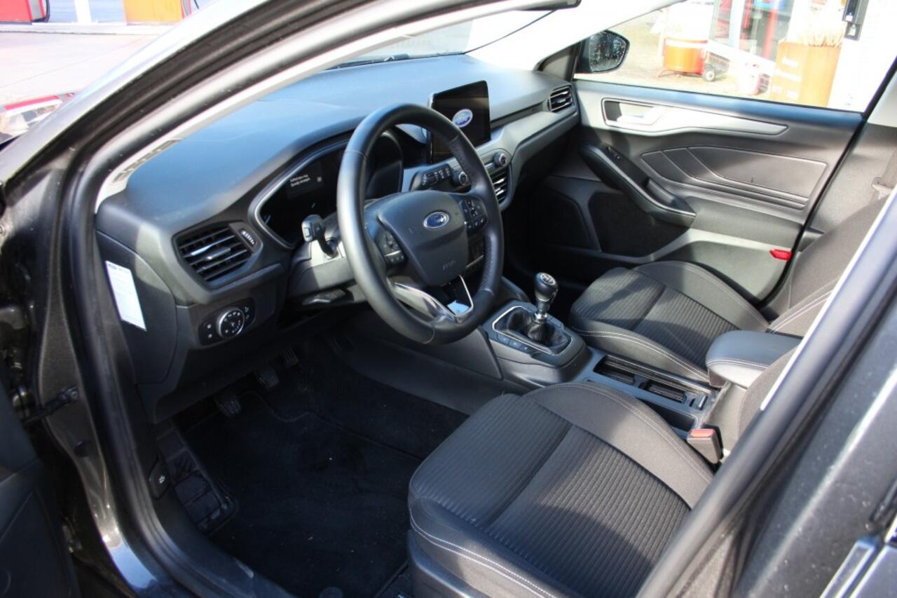 Ford FOCUS 1.0 EcoBoost Hybrid Titanium X, Stoel/stuur en voorruitverw, Camera