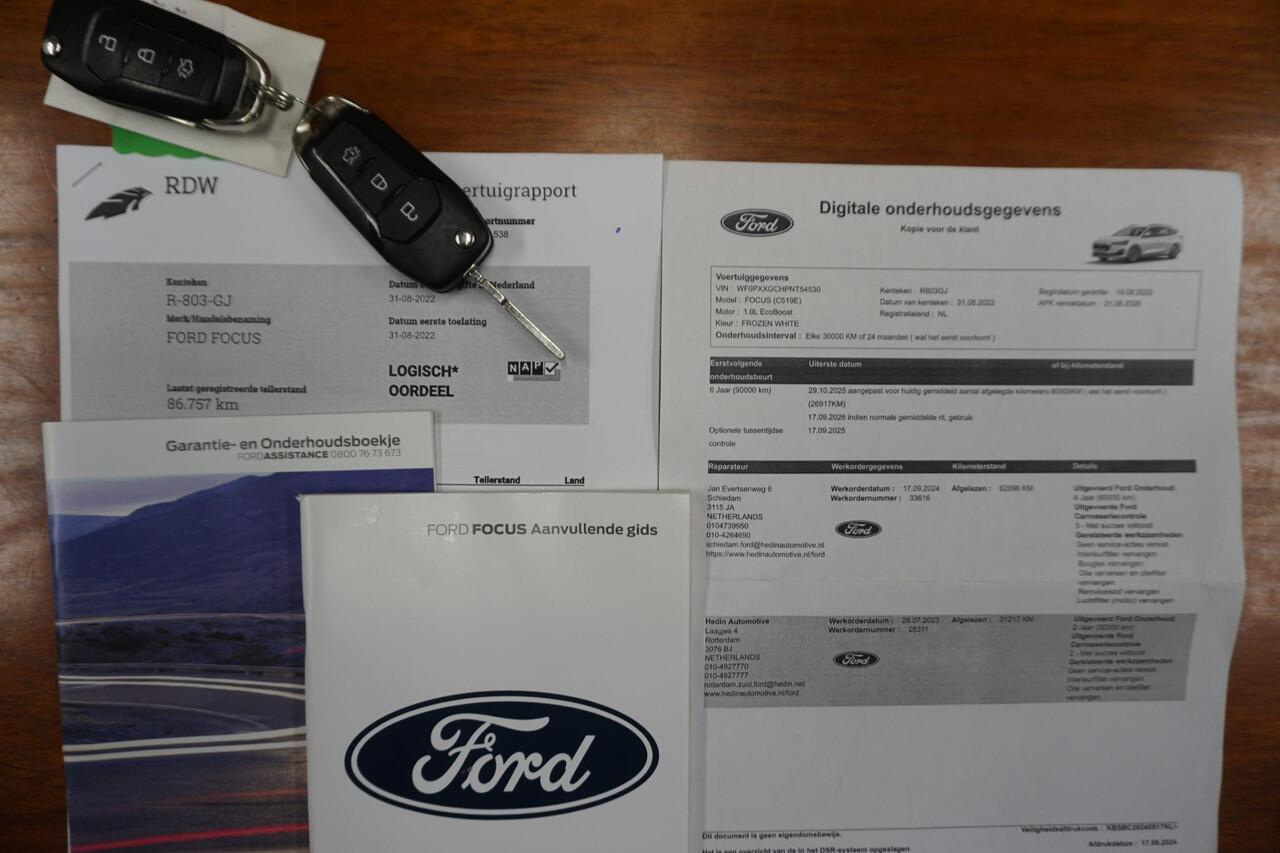 Ford FOCUS Wagon 1.0 EcoBoost 125PK Hybrid Connected/Comfortstoel/ Trekhaak afneembaar.