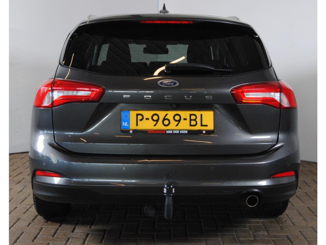 Ford FOCUS Wagon 1.0 EcoB. Tit. XBns || Trekhaak | Apple Carplay|| AUTOMAAT