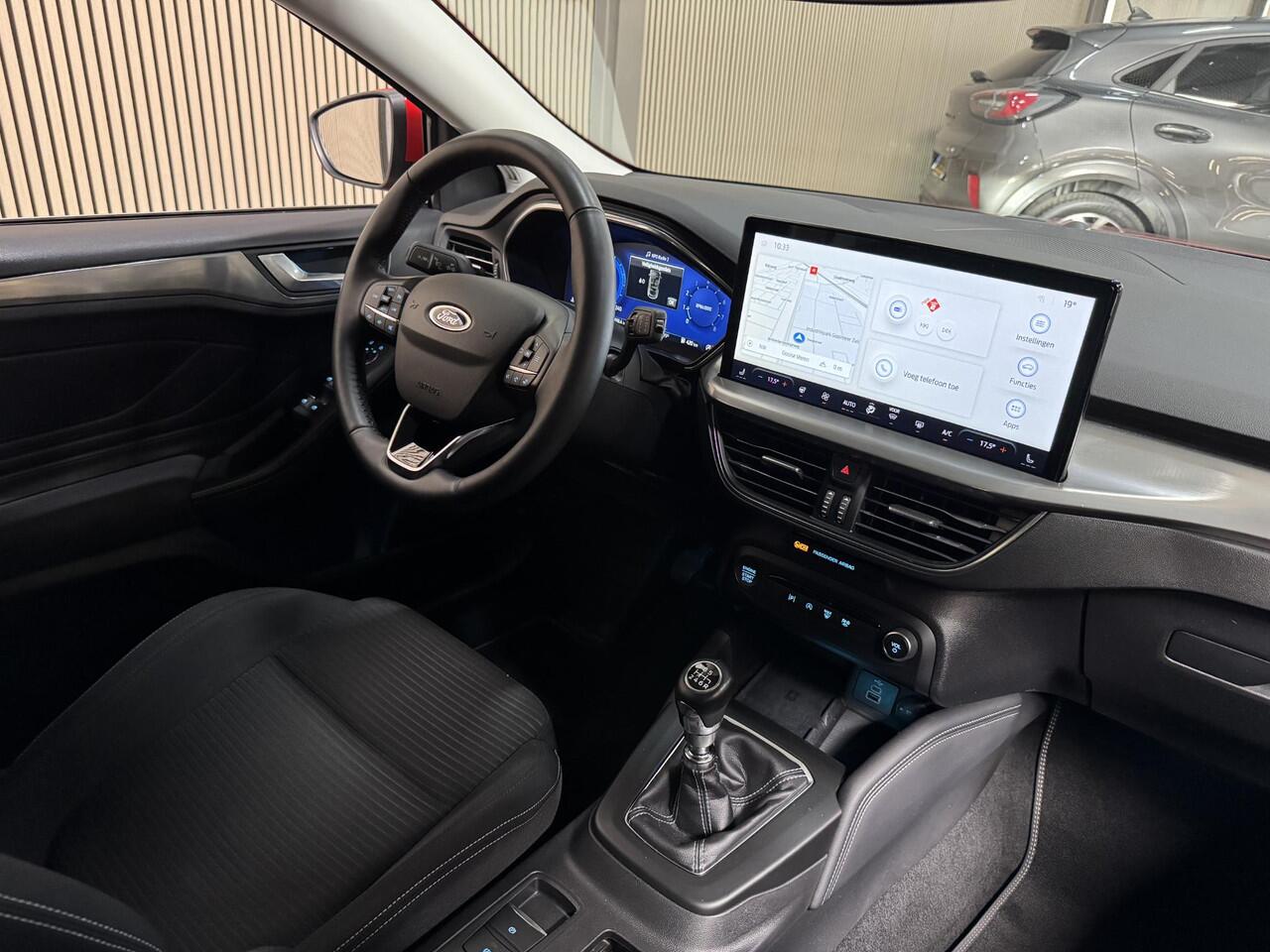 Ford FOCUS 155pk Eco Hybrid Titanium X Sync-4 Navi Camera Winter pack 18" LM 1e eigenaar 5drs Dealeronderhouden