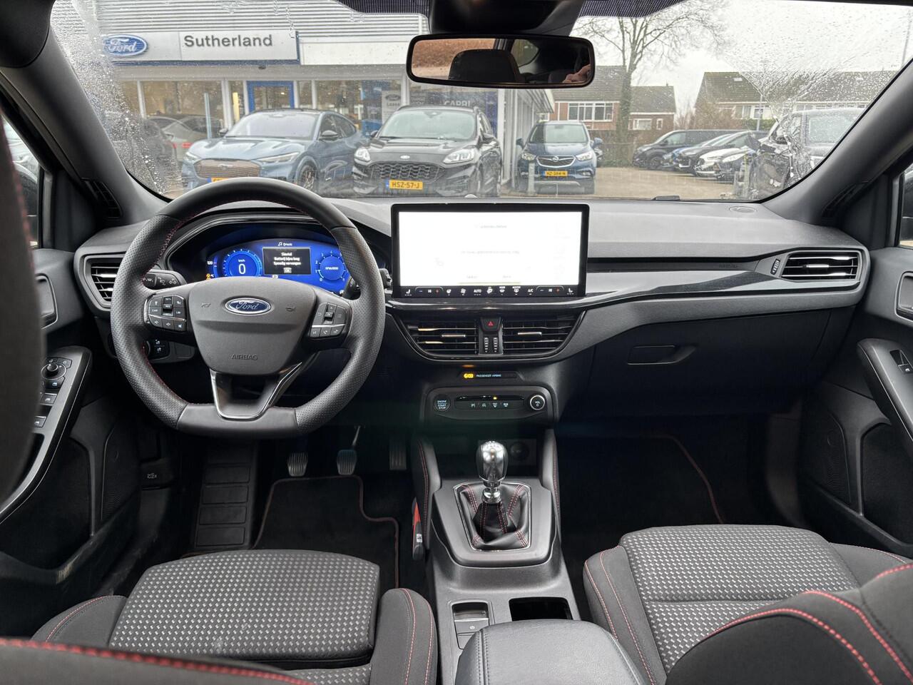 Ford FOCUS Wagon 1.0 EcoBoost Hybrid ST Line X 125pk | Adaptieve Cruise | Winter Pack | 35.000 km! | SYNC 4 |B&O Audio |