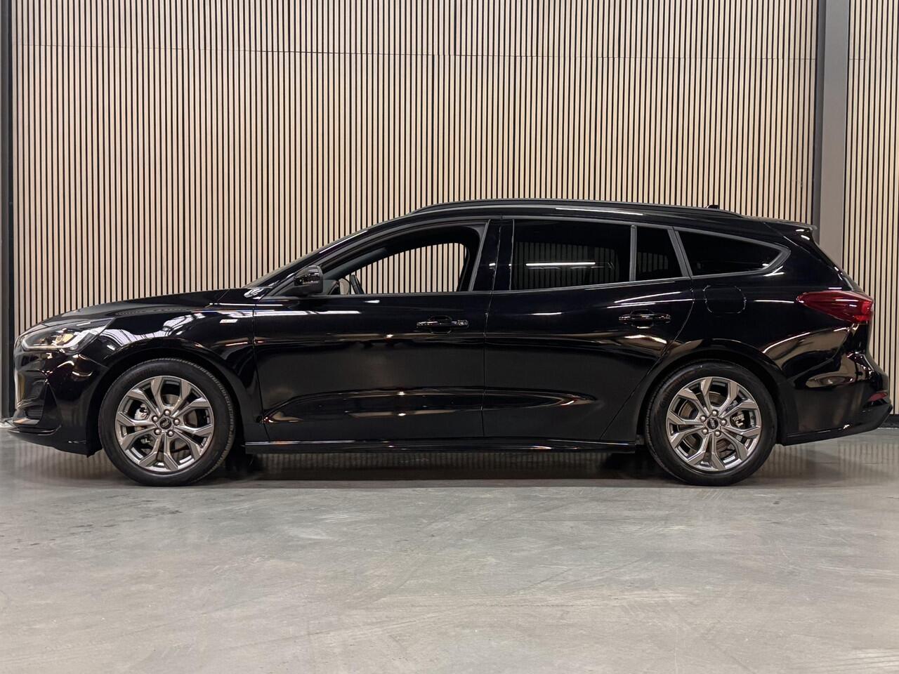 Ford FOCUS 1.0 EcoBoost Hybrid ST Line X Sync-4 Trekhaak Camera Winter Dodehoek Adap. Cruise pack AGR Stoel Wagon