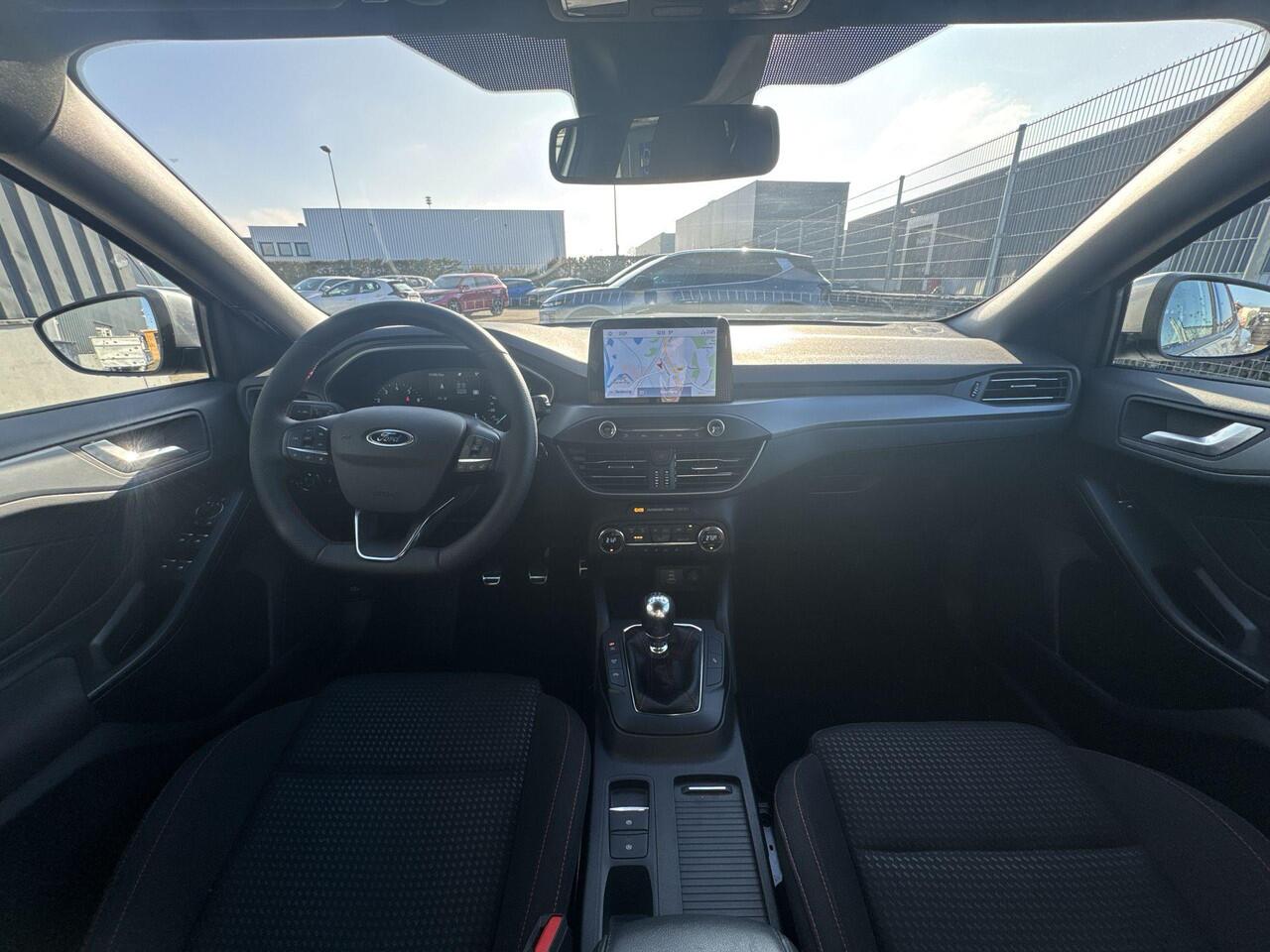 Ford FOCUS 125 PK EcoBoost Hybrid ST Line Style | All Seasonbanden | NL Auto