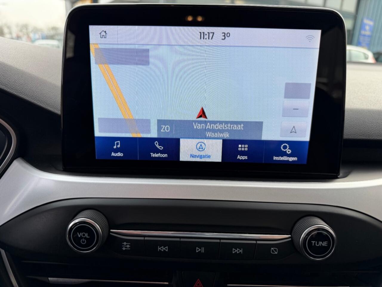 Ford FOCUS 1.0 EB TREND EDITION BUSINESS NAVI AIRCO PDC