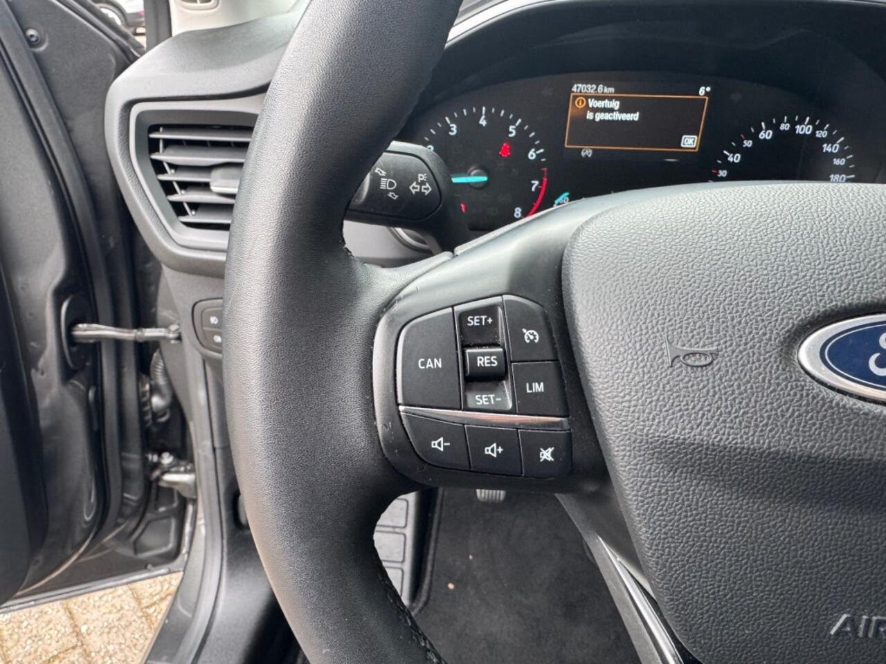 Ford FOCUS Wagon 1.0 EcoBoost Connected