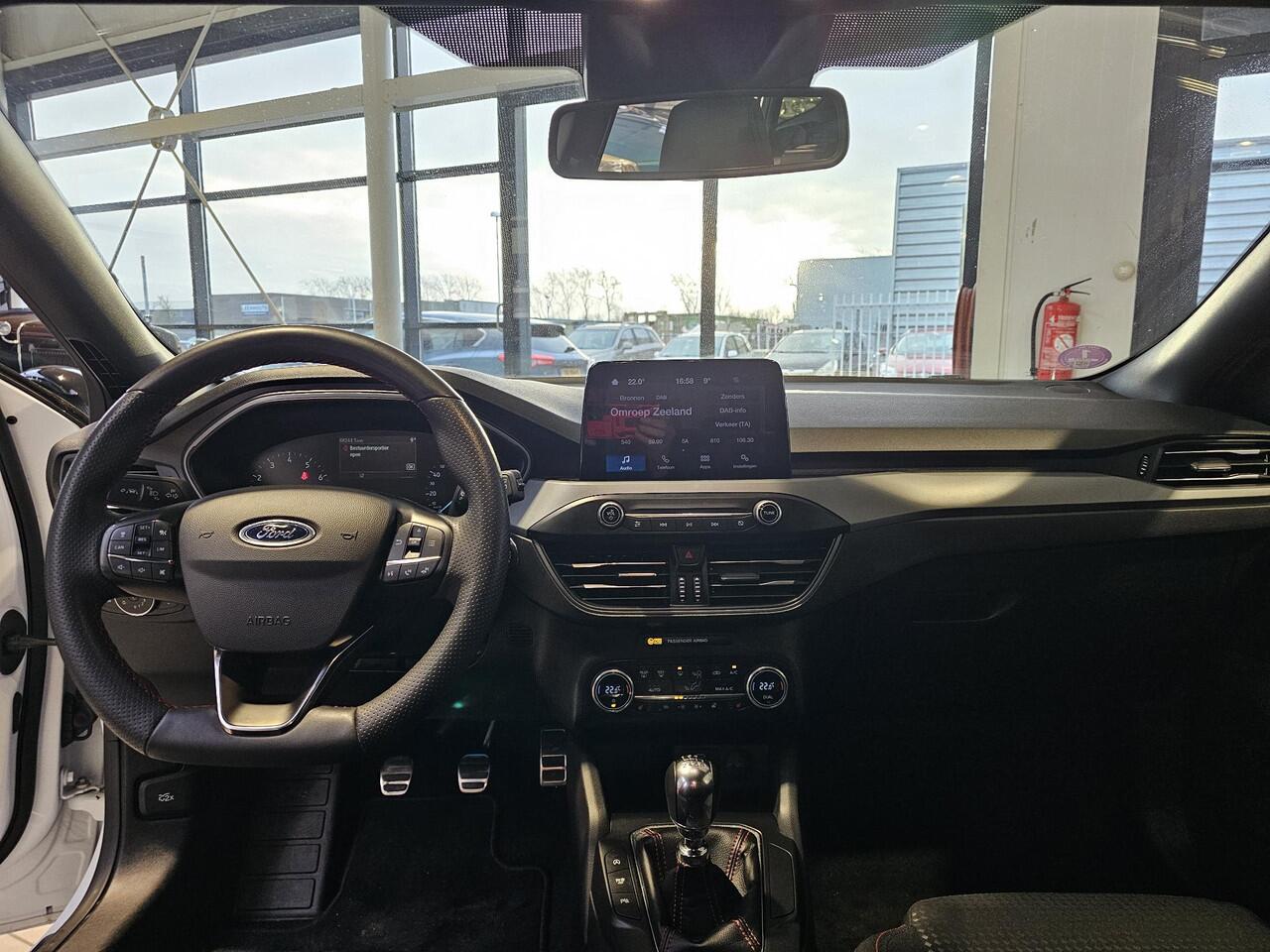 Ford FOCUS Wagon 1.0 EcoBoost Hybrid ST Line X