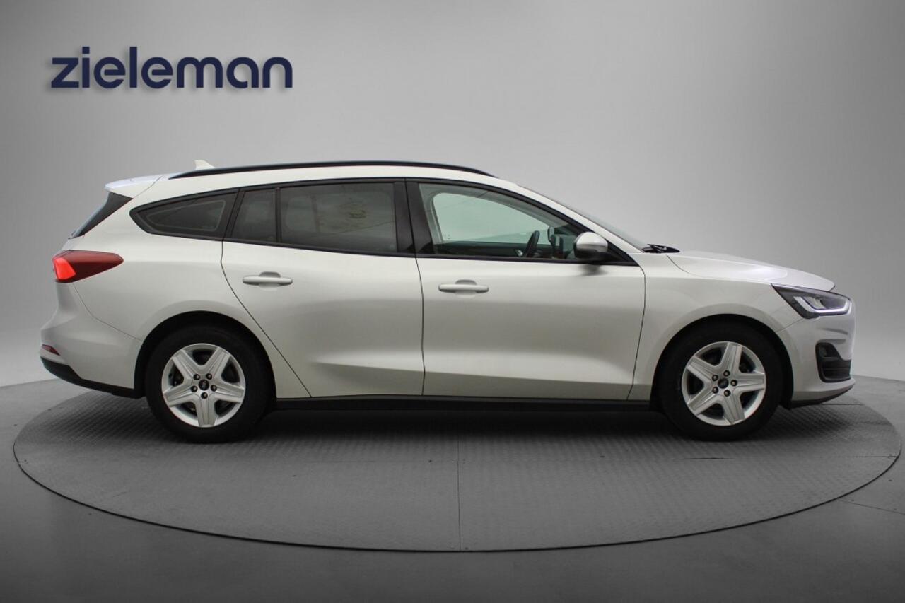 Ford FOCUS Wagon 1.0 EcoBoost Hybrid Titanium - Carplay, Navi, Cruise