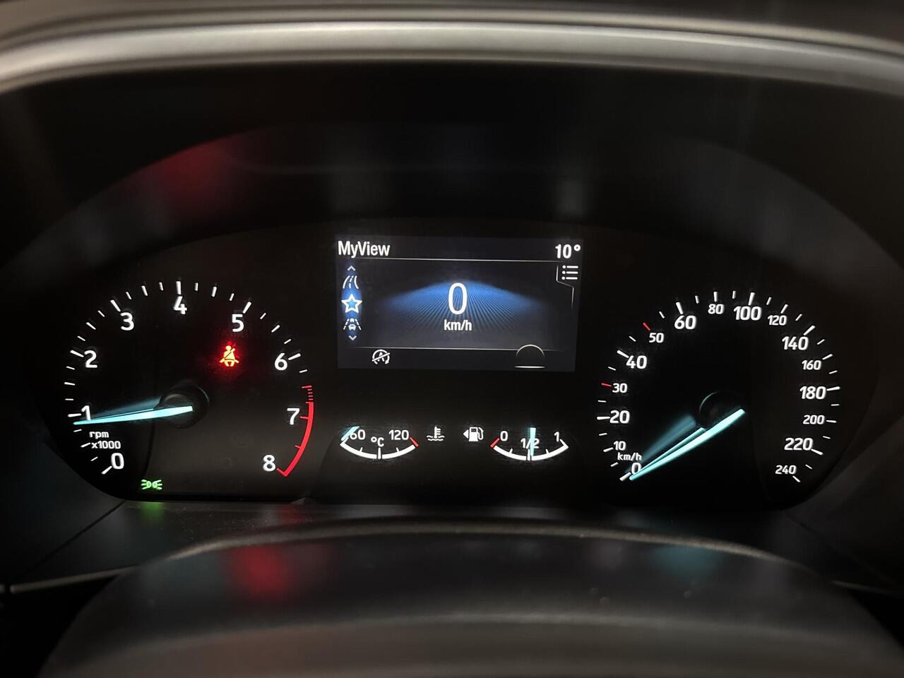 Ford FOCUS 1.0 EcoBoost Hybrid Titanium Navi Camera Winter Parking pack Privacy Glass 5drs Dealeronderhouden