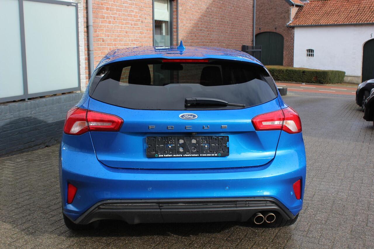 Ford FOCUS 1.5 182pk ST Line Business Automaat Navi, Camera, Winterpack, Pdc, 18", Afn. Trekhaak,