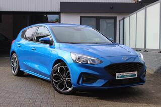 ford-focus-1.5-182pk-st-line-busine
