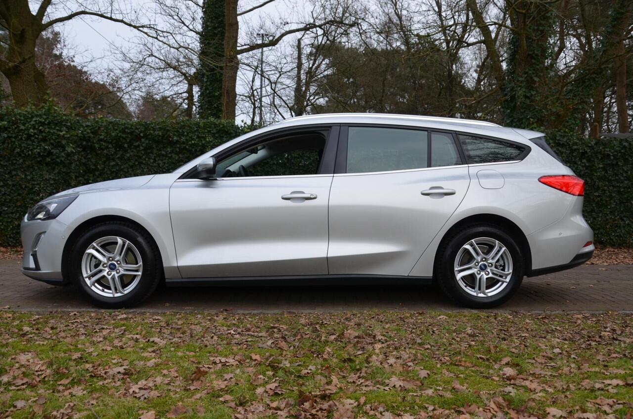 Ford FOCUS Wagon 1.5 EcoBlue Titanium X Business Navi/Pdc/Ecc/Led/Stoel Stuur & ruitverwarming/Cr-Controle/Privacy-Glass/Lmv/Achteruitrijcamera