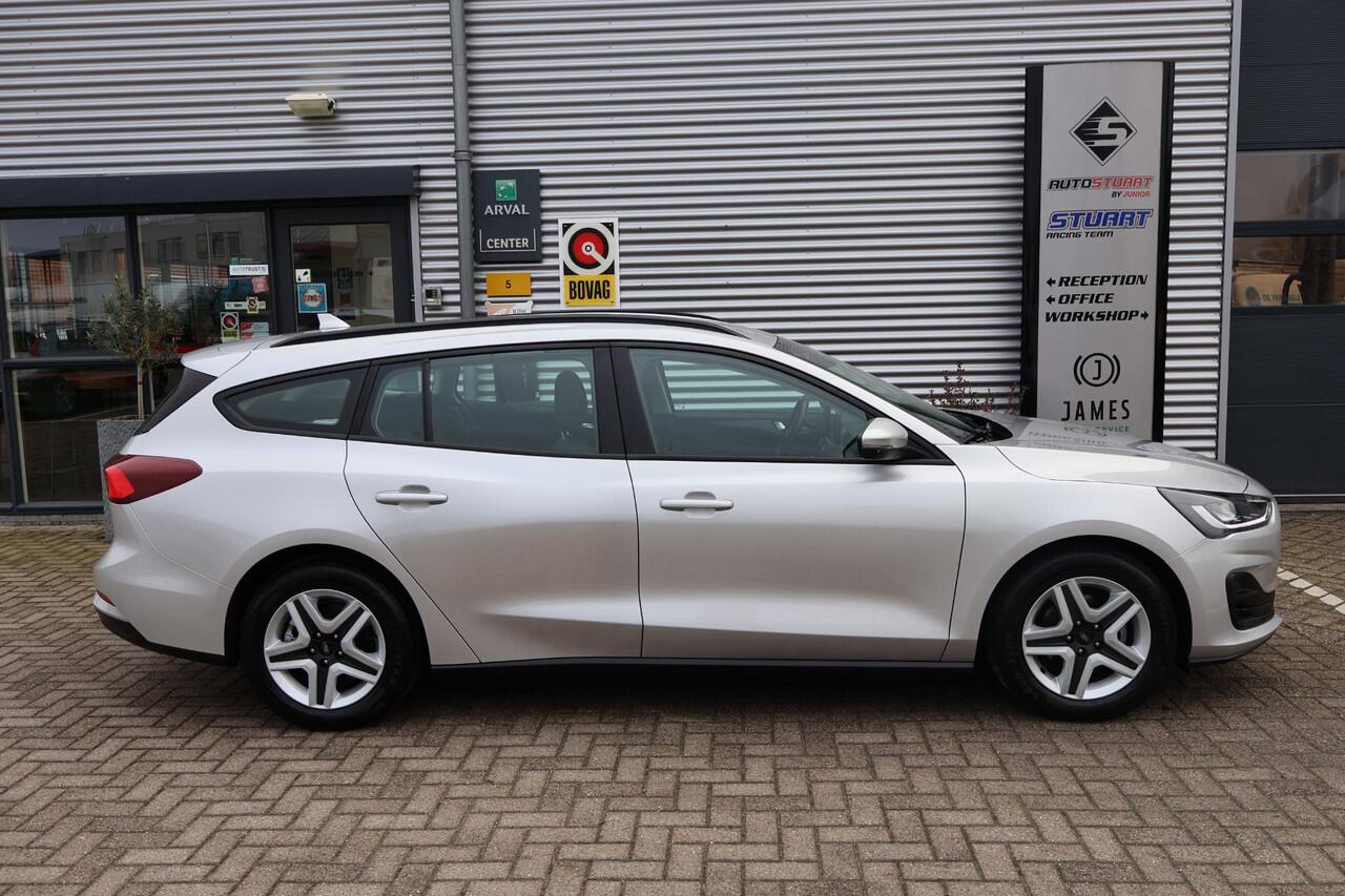 Ford FOCUS Wagon 1.0 Hybrid Connected 1e Eigenaar | Volledig Onderh | NL-Auto | BTW | Trekhaak | CarPlay | Navi | Cruise | Start/Stop | Full Led | Bots | LMV | PDC