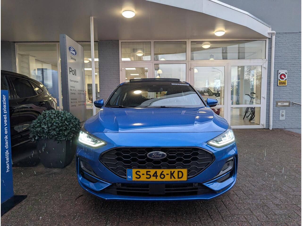 Ford FOCUS 1.0 EcoB. Hybrid ST Line Panoramadak Ad Cruise Camera Winter Parking pack Dodehoek detectie 5drs