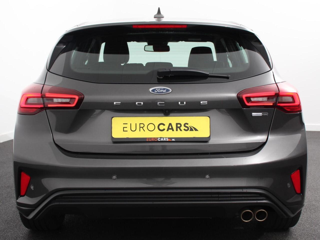 Ford FOCUS 1.0 125 PK Hybrid ST Line Groot Scherm! Navigatie Climate Control Led Dab Camera Parkeer sensoren Cruise Control Lichtmetalen velgen